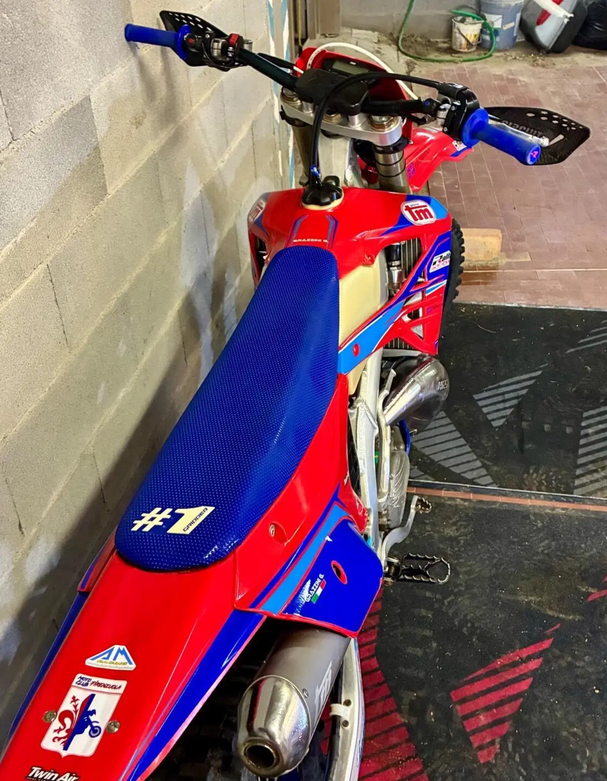 Tm Moto EN 300 Fi ES 2T (2024) (9)