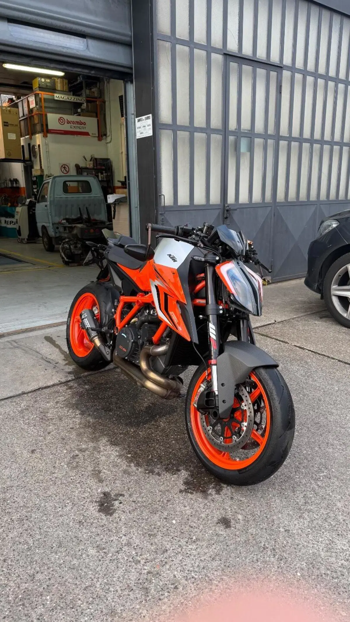 KTM 1290 Super Duke R (2022 - 23) (4)