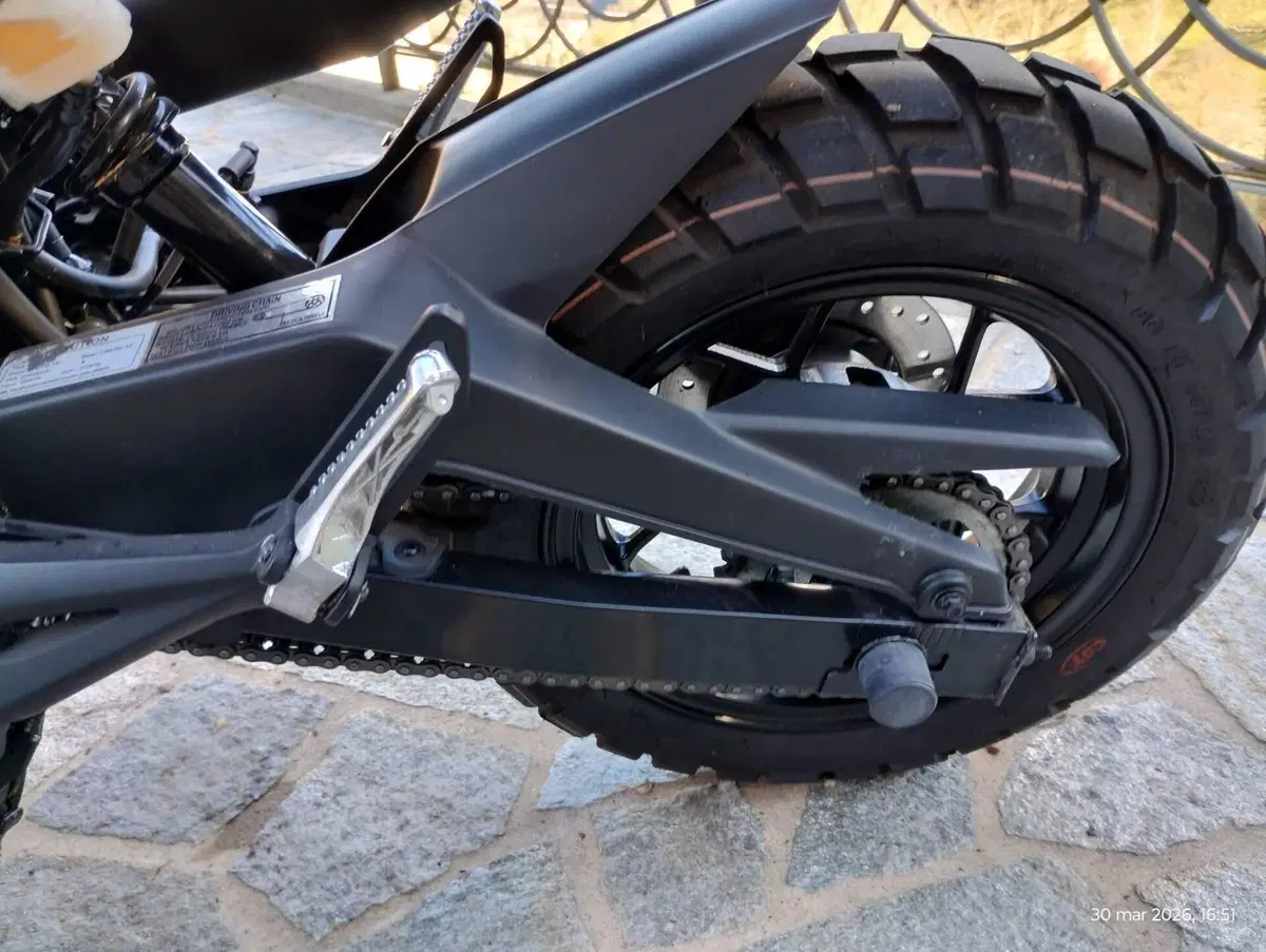 Brixton Motorcycles Crossfire 125 XS (2021 - 26) (5)