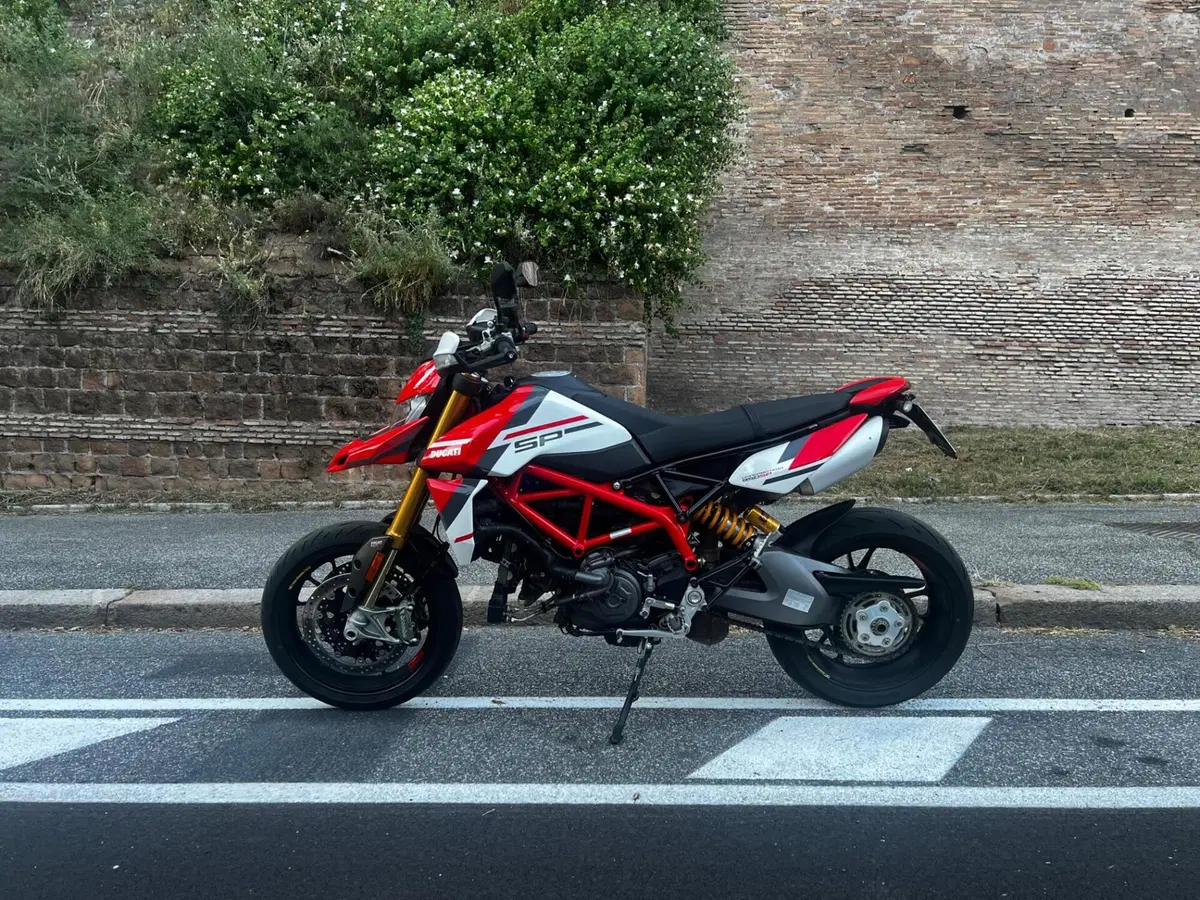Ducati Hypermotard 950 SP (2022 - 25) (6)