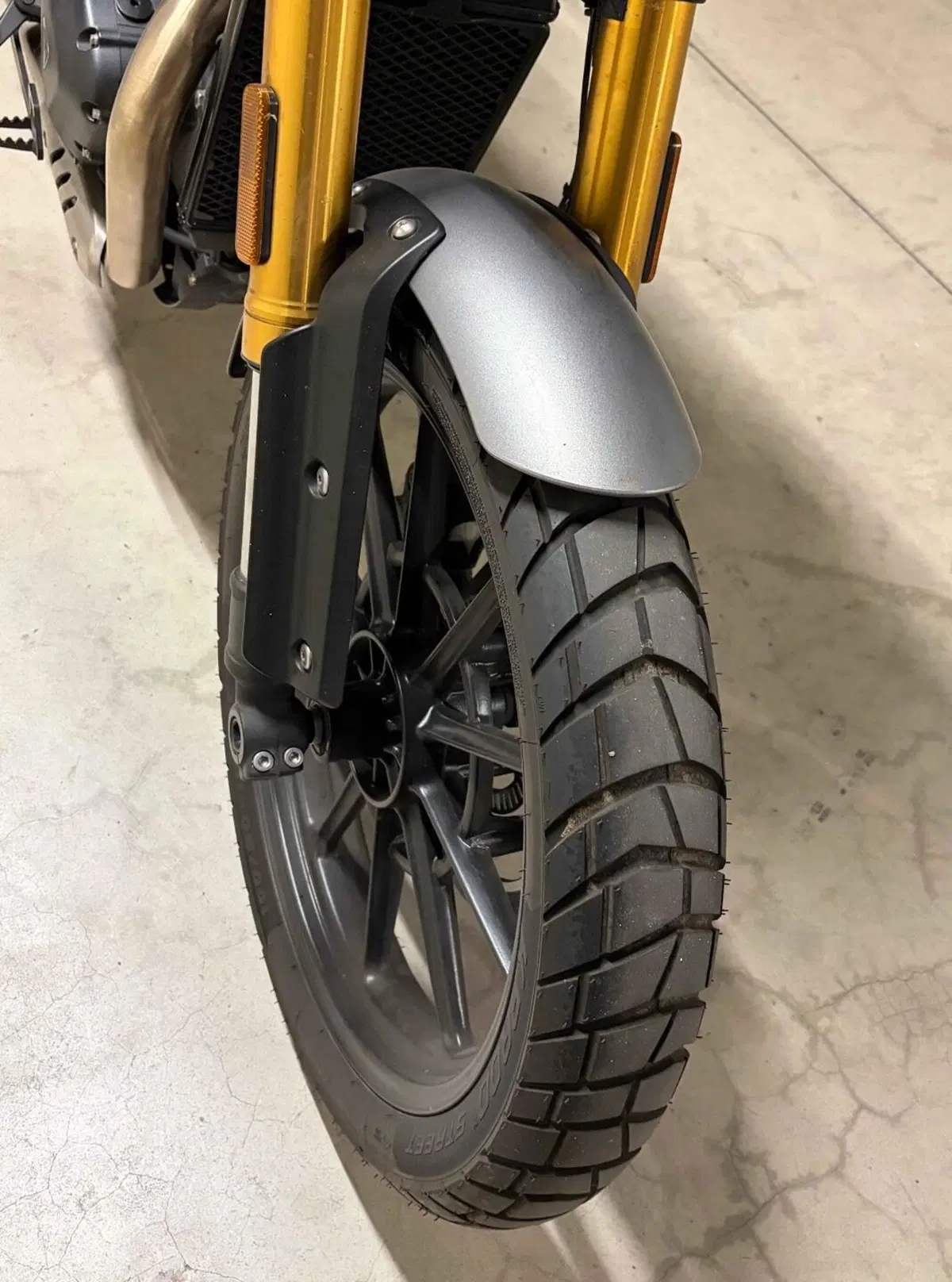 Triumph Scrambler 400 X (2024 - 26) (9)