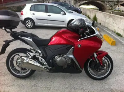 Honda VFR 1200 F ABS (2009 - 16) usata