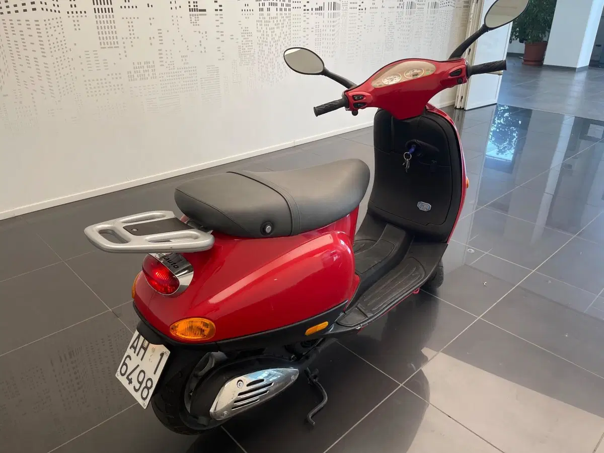 Vespa 125 ET4 (1996 - 01) (3)