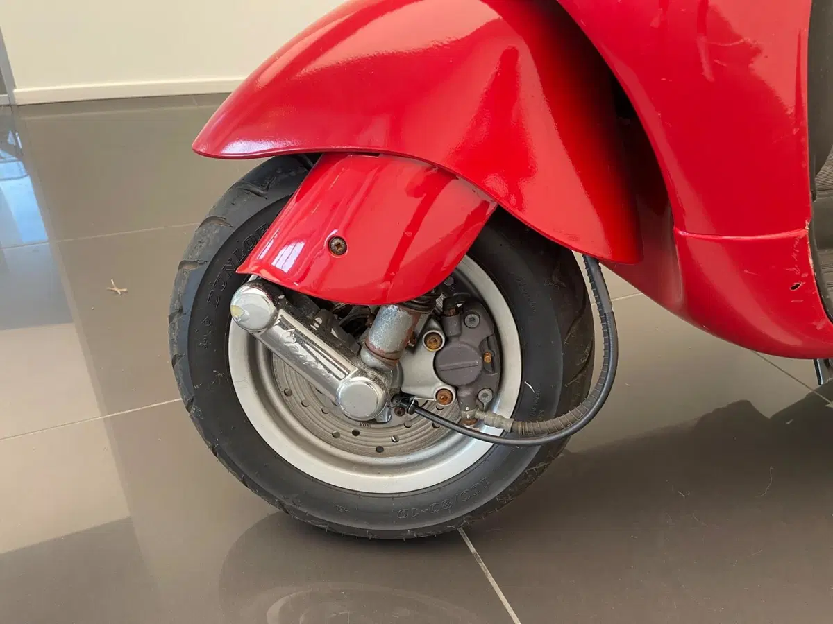 Vespa 125 ET4 (1996 - 01) (8)