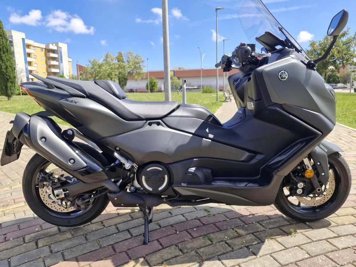 Yamaha T-Max 560 (2025 - 26) (2)