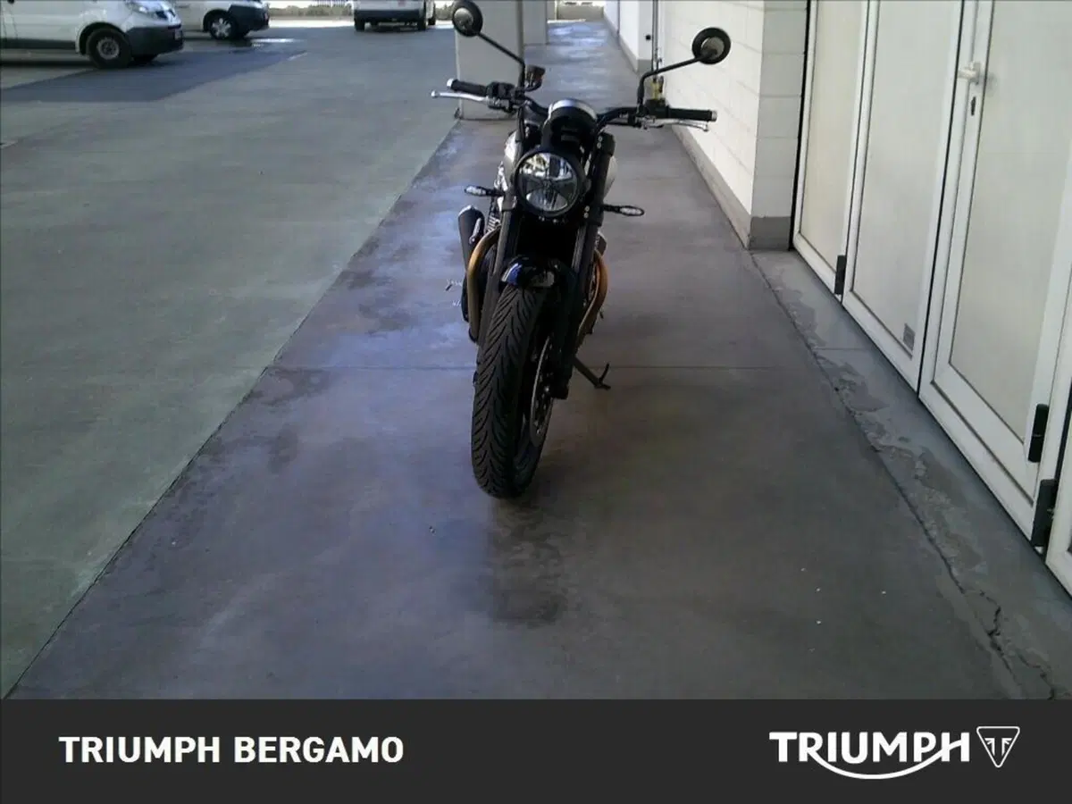 Triumph Speed Twin 900 (2025 - 26) (5)