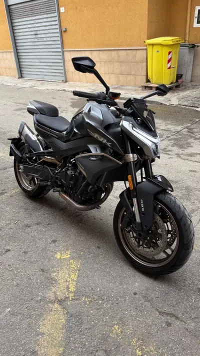 CFMOTO 800NK Sport (2023 - 26) usata
