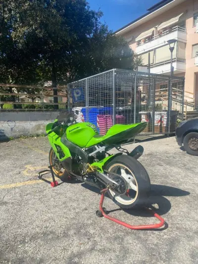 Kawasaki Ninja 636 ZX-6R (2003 - 04) usata
