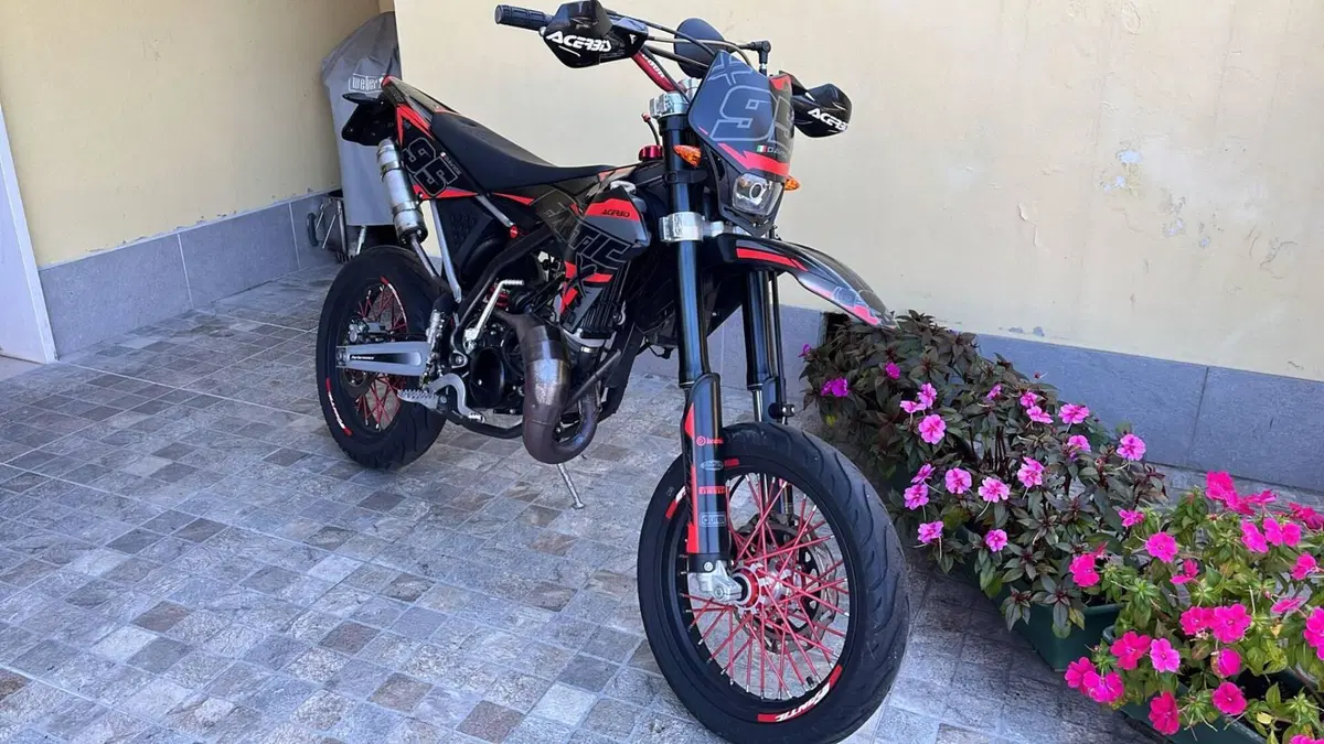 Fantic Motor Enduro 50 E Performance 2t (2019) (2)