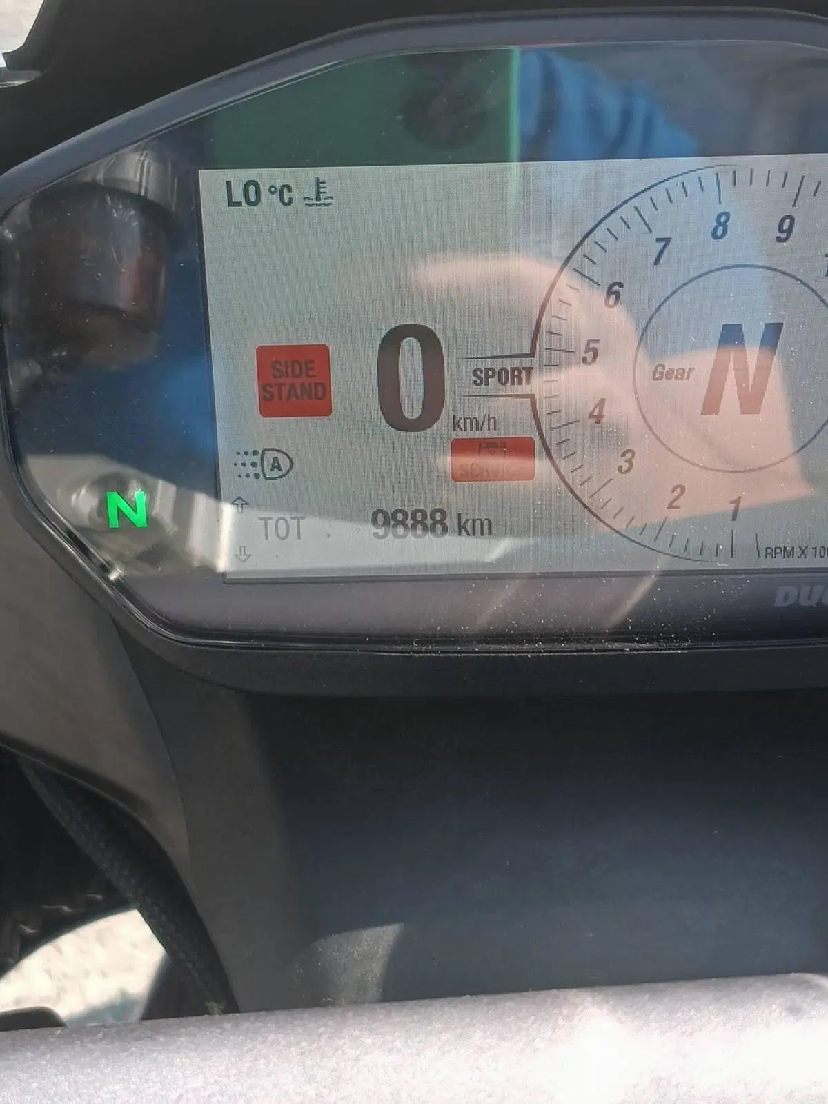 Ducati Panigale V2 (2021 - 24) (9)