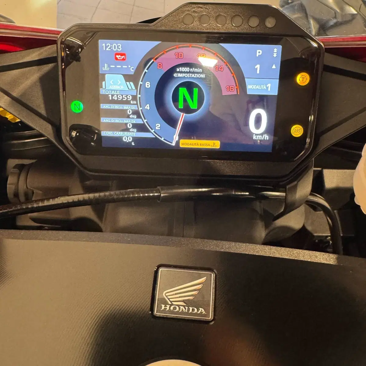 Honda CBR 1000 RR-R Fireblade (2024 - 26) (4)