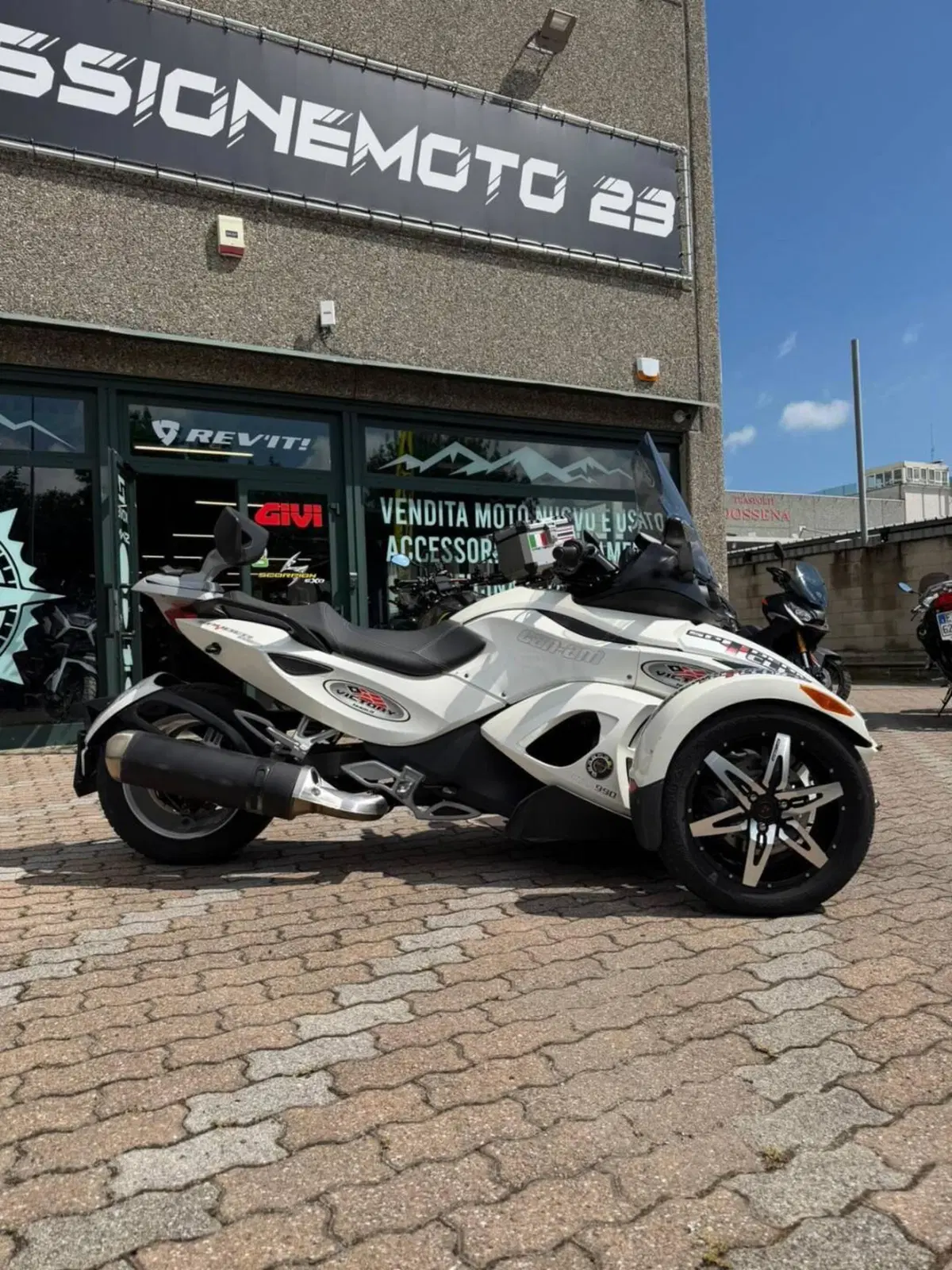 Can-Am Brp Spyder RS (2011 - 16) (2)