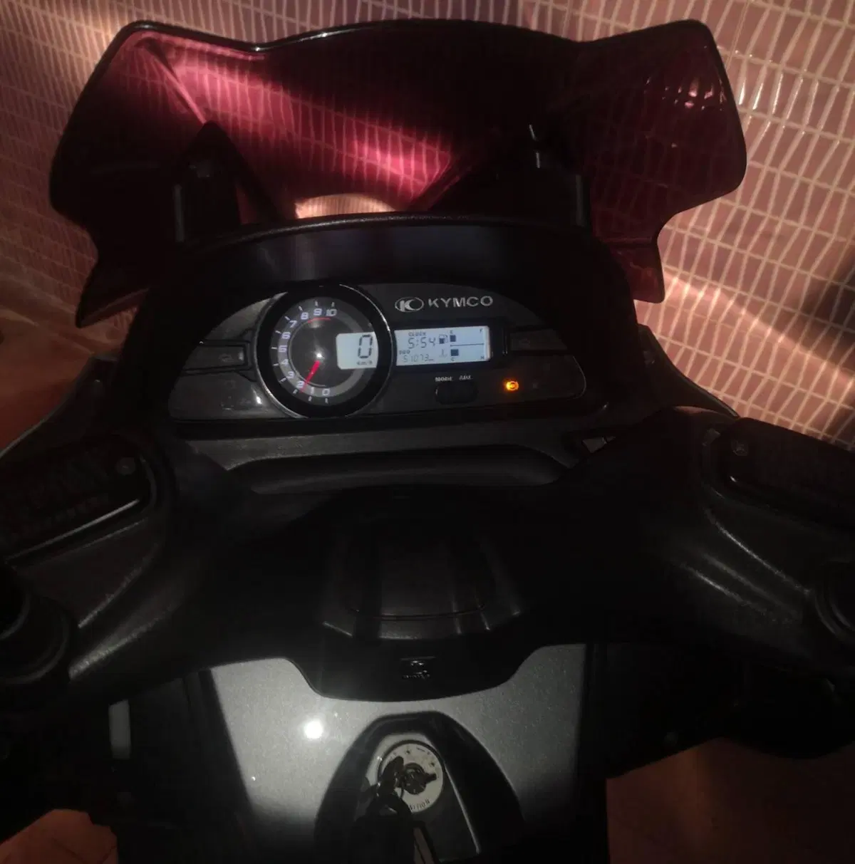 Kymco Xciting 400i (2012 - 17) (2)