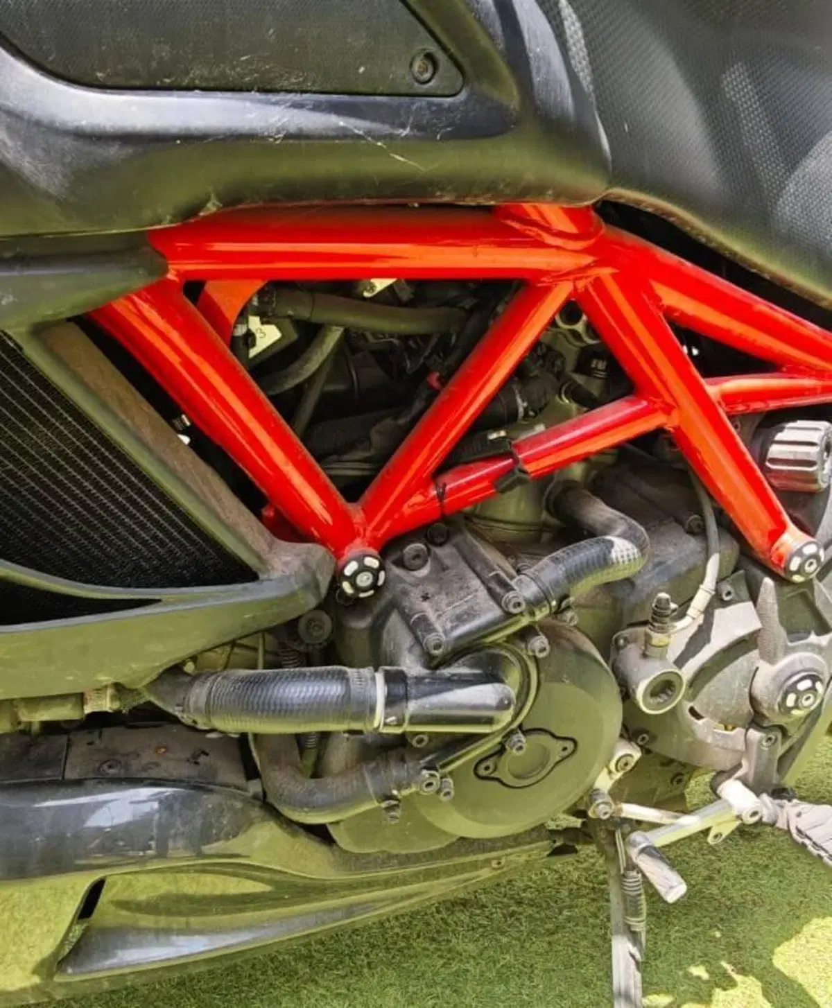 Ducati Diavel 1200 (2010 - 13) (2)