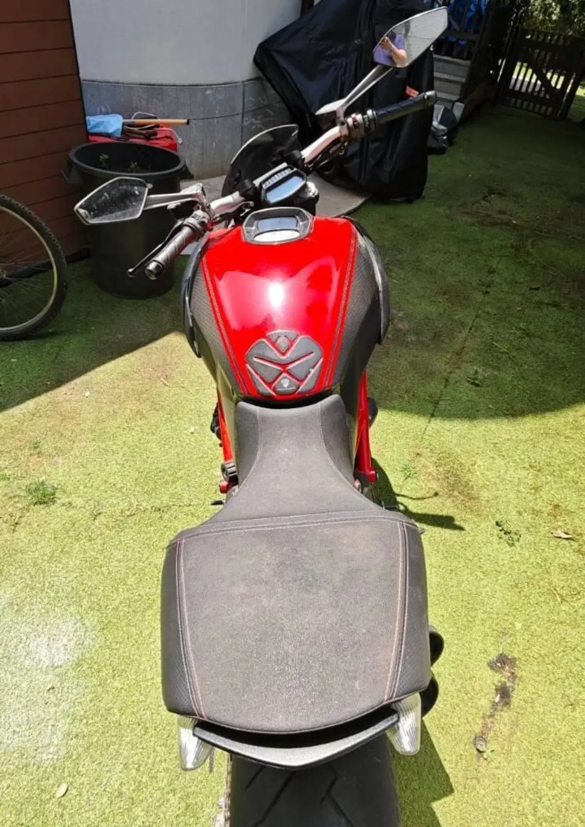 Ducati Diavel 1200 (2010 - 13) (6)