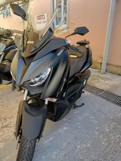 Yamaha X-Max 125 Tech Max (2020) usata