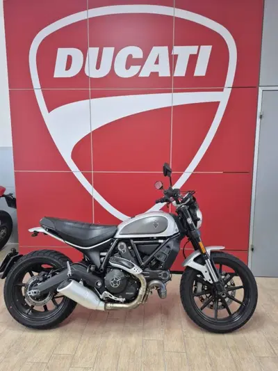 Ducati Scrambler 800 Icon (2017 - 20) usata