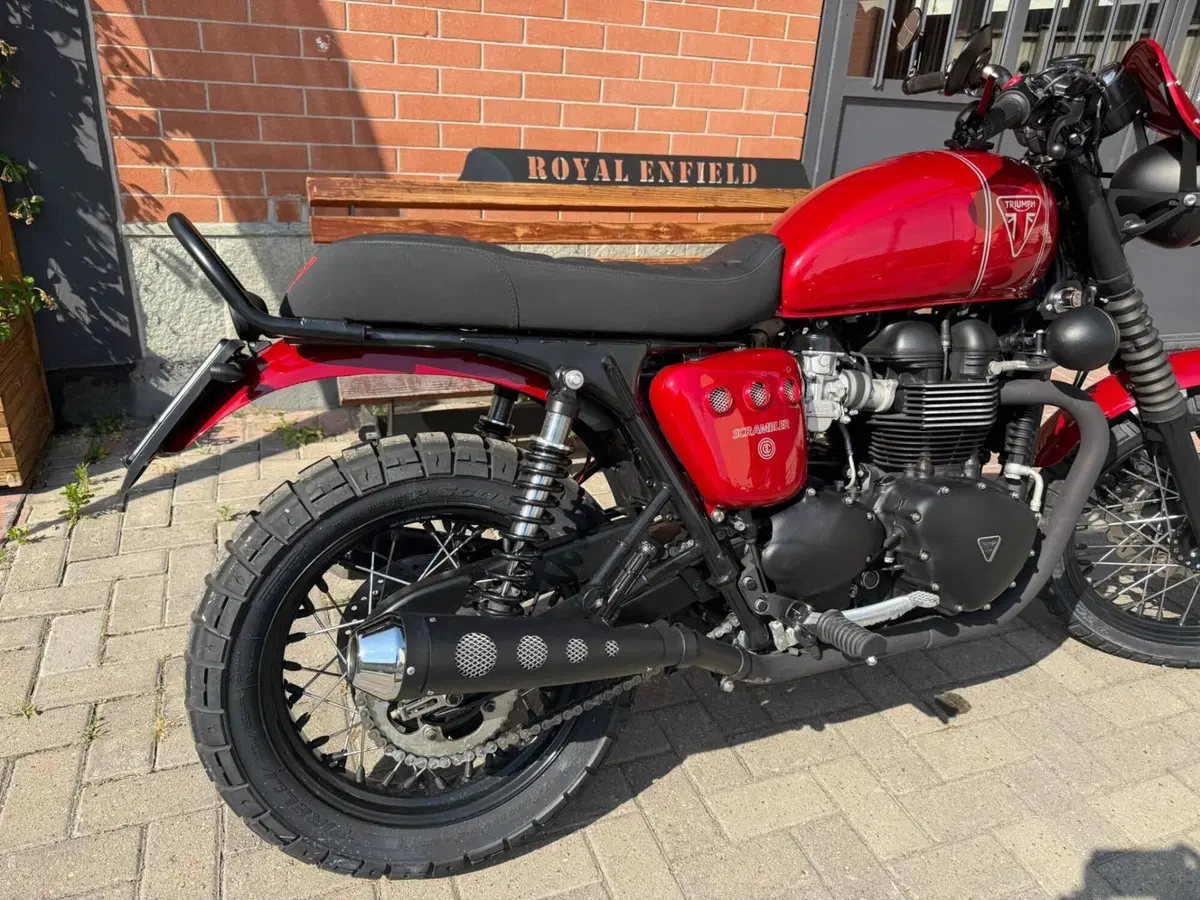 Triumph Bonneville T100 (2008 - 16) (3)