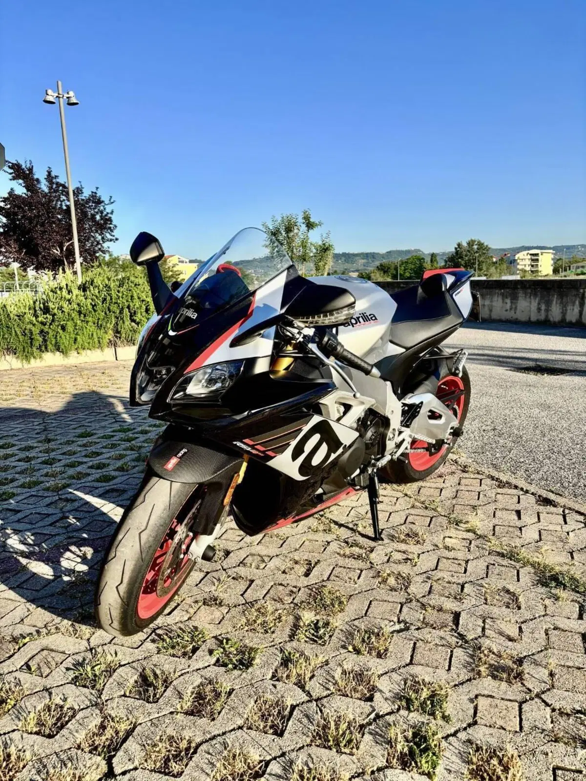 Aprilia RSV4 RR (2019 - 20) (2)