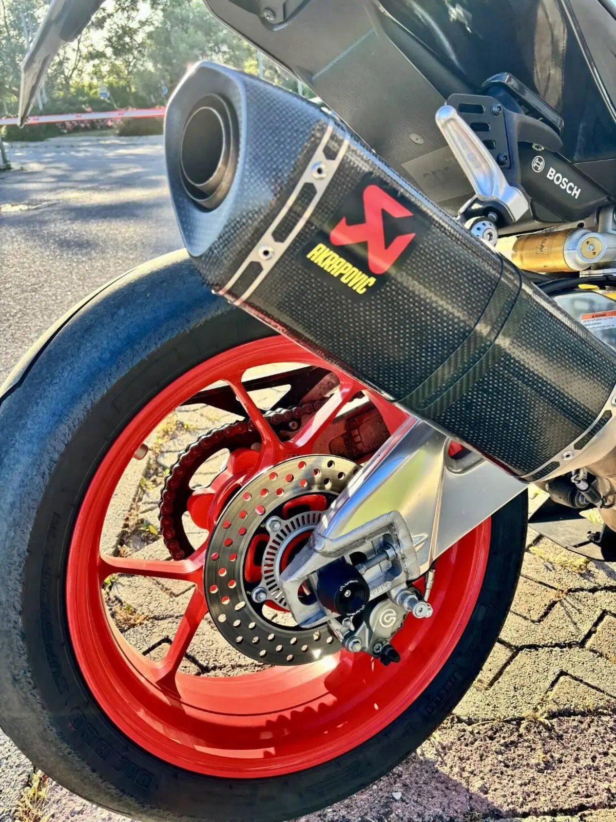 Aprilia RSV4 RR (2019 - 20) (6)
