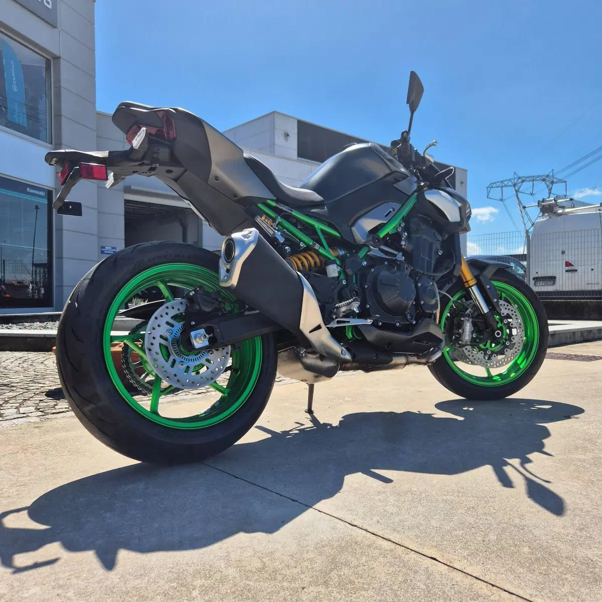 Kawasaki Z 900 SE (2025 - 26) (2)