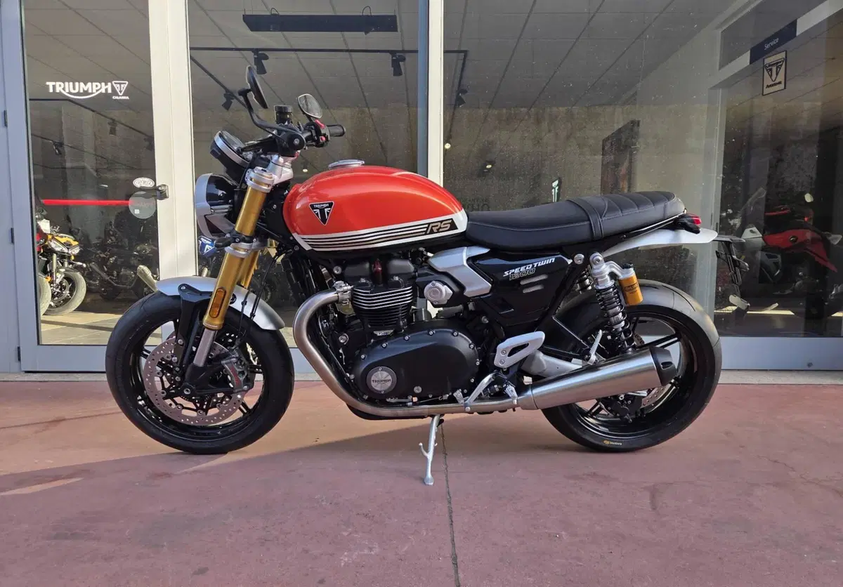 Triumph Speed Twin 1200 RS (2025 - 26) (5)