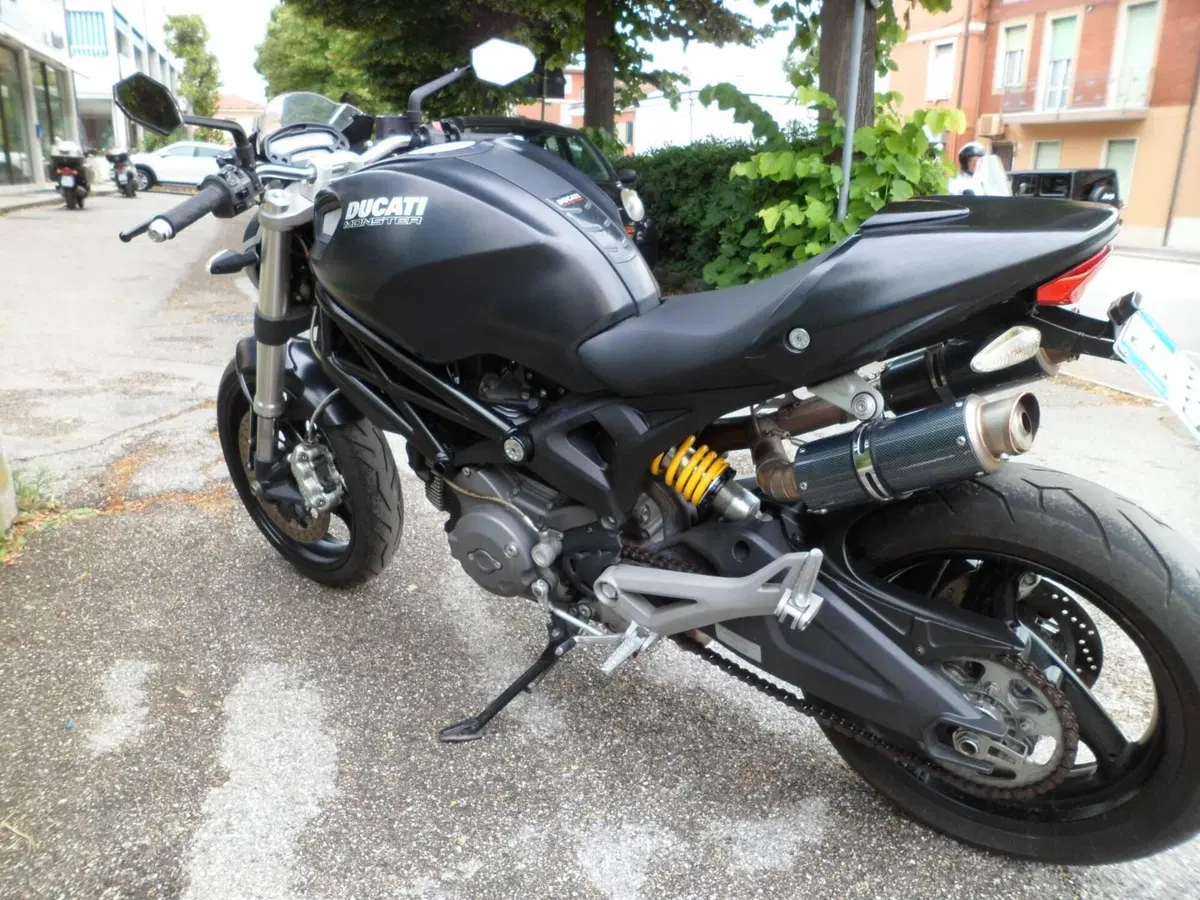 Ducati Monster 696 (2008 - 13) (5)