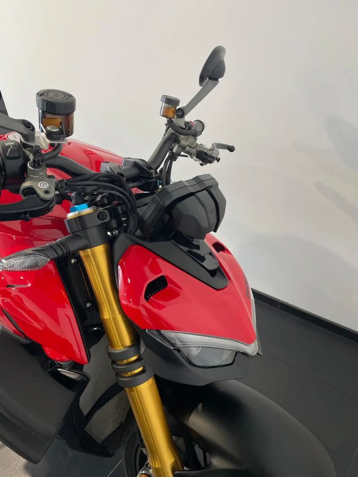 Ducati Streetfighter V4 S (2023 - 24) (5)