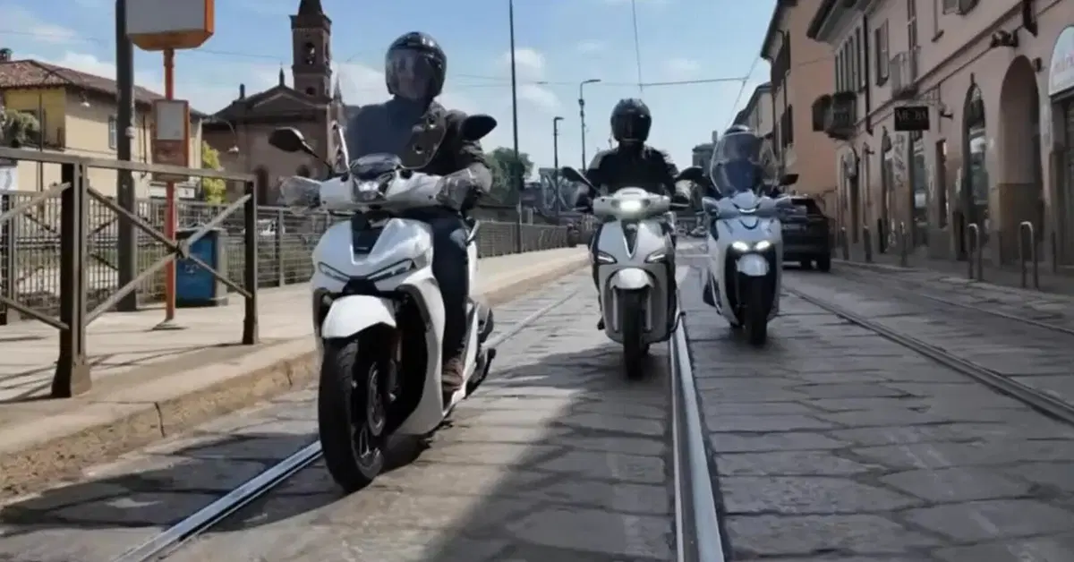 COMPARATIVA scooter ruota alta: i re del traffico a confronto [VIDEO e GALLERY]