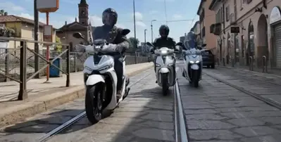 COMPARATIVA scooter ruota alta: i re del traffico a confronto [VIDEO e GALLERY]