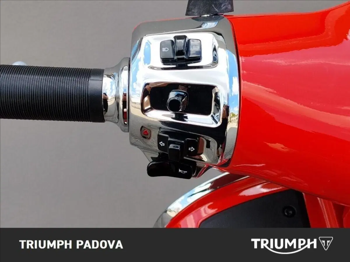 Vespa GTS 300 (2023 - 24) (12)