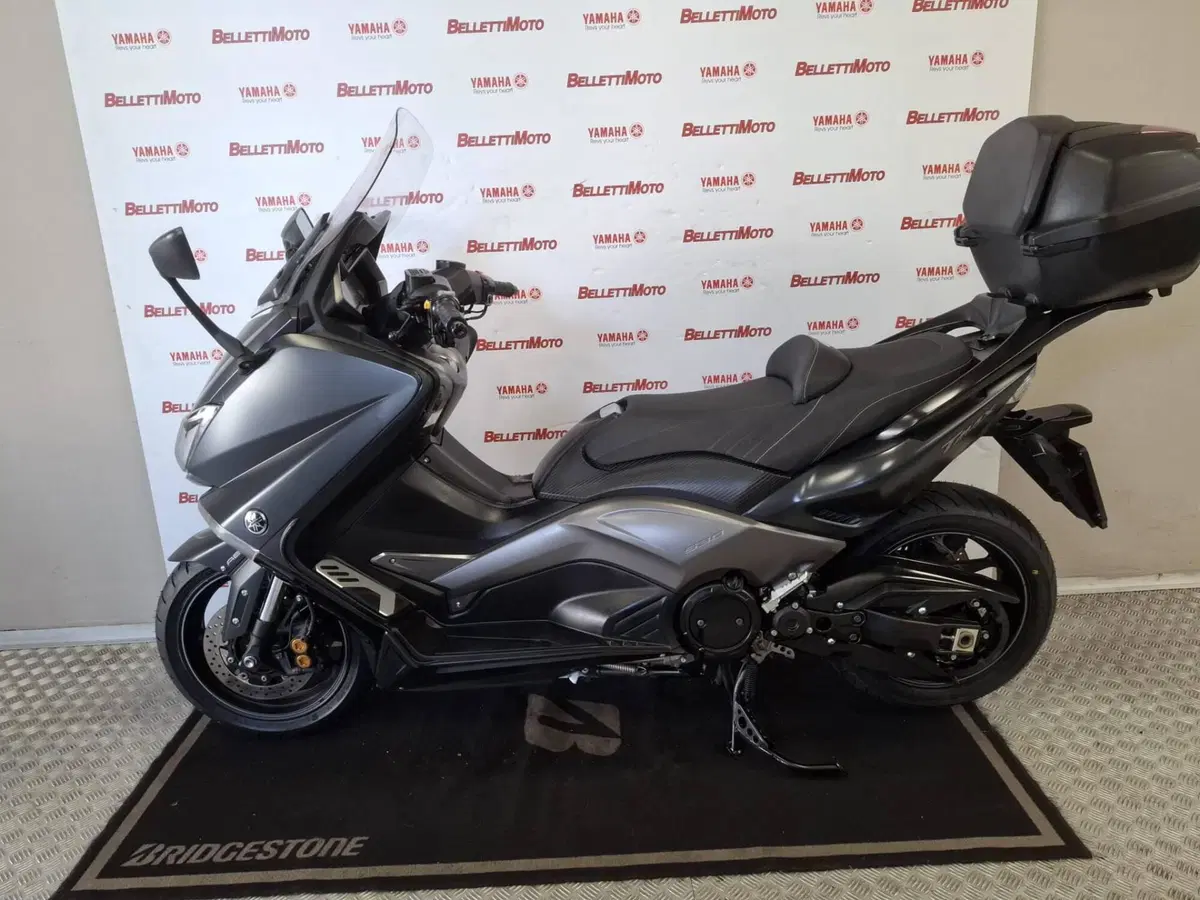 Yamaha T-Max 530 Iron Max (2014 - 17)
