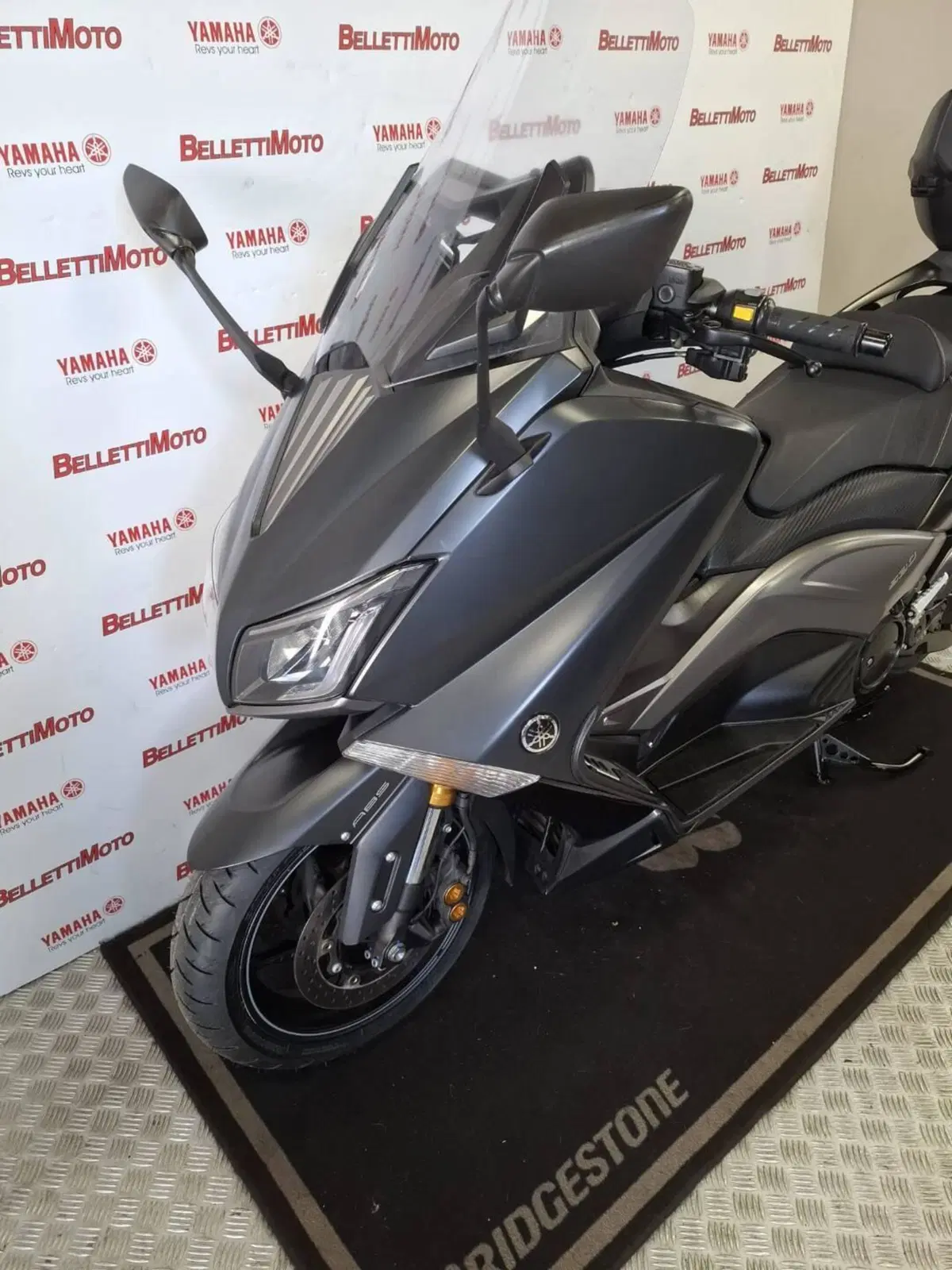 Yamaha T-Max 530 Iron Max (2014 - 17) (7)