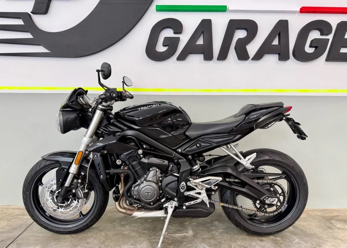 Triumph Street Triple S (2017 - 19) (7)