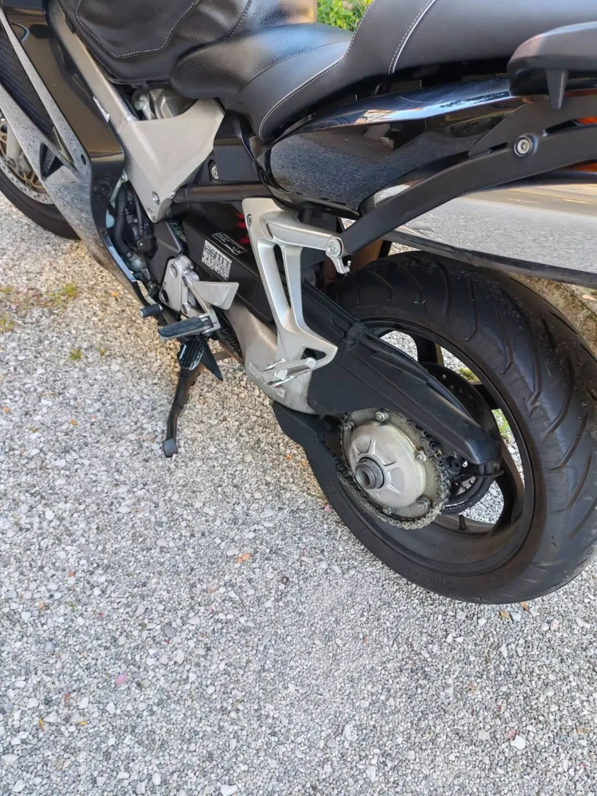 Honda VFR 800 (2002 - 05) (13)