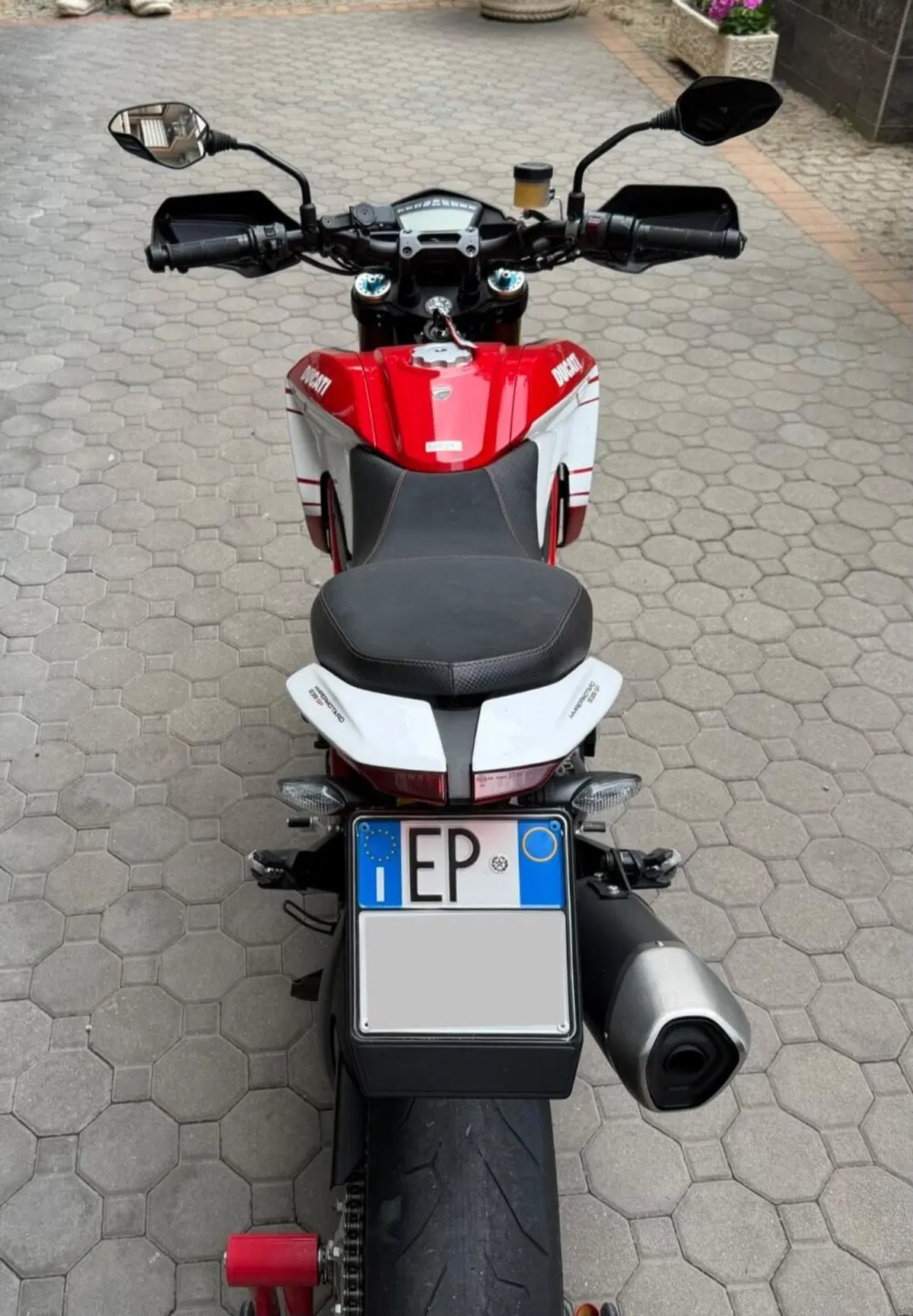 Ducati Hypermotard 939 SP (2016 - 18) (4)