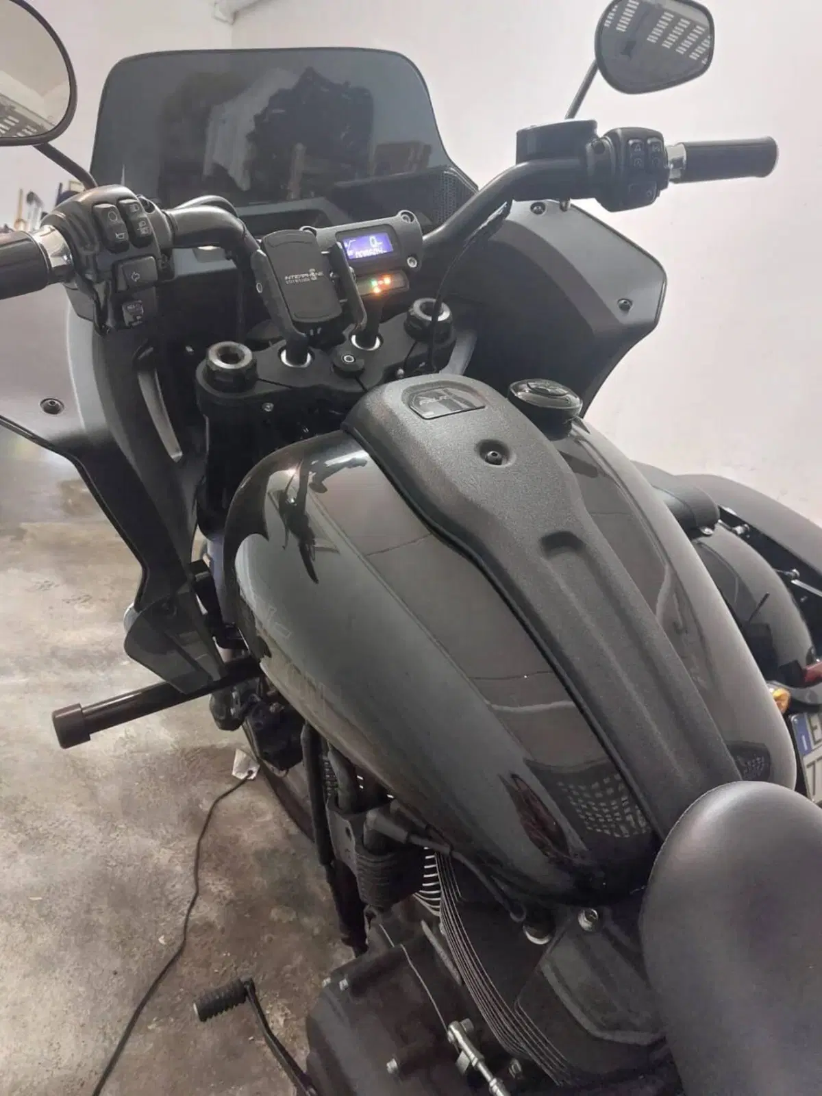 Harley-Davidson Low Rider ST (2022 - 24) (6)