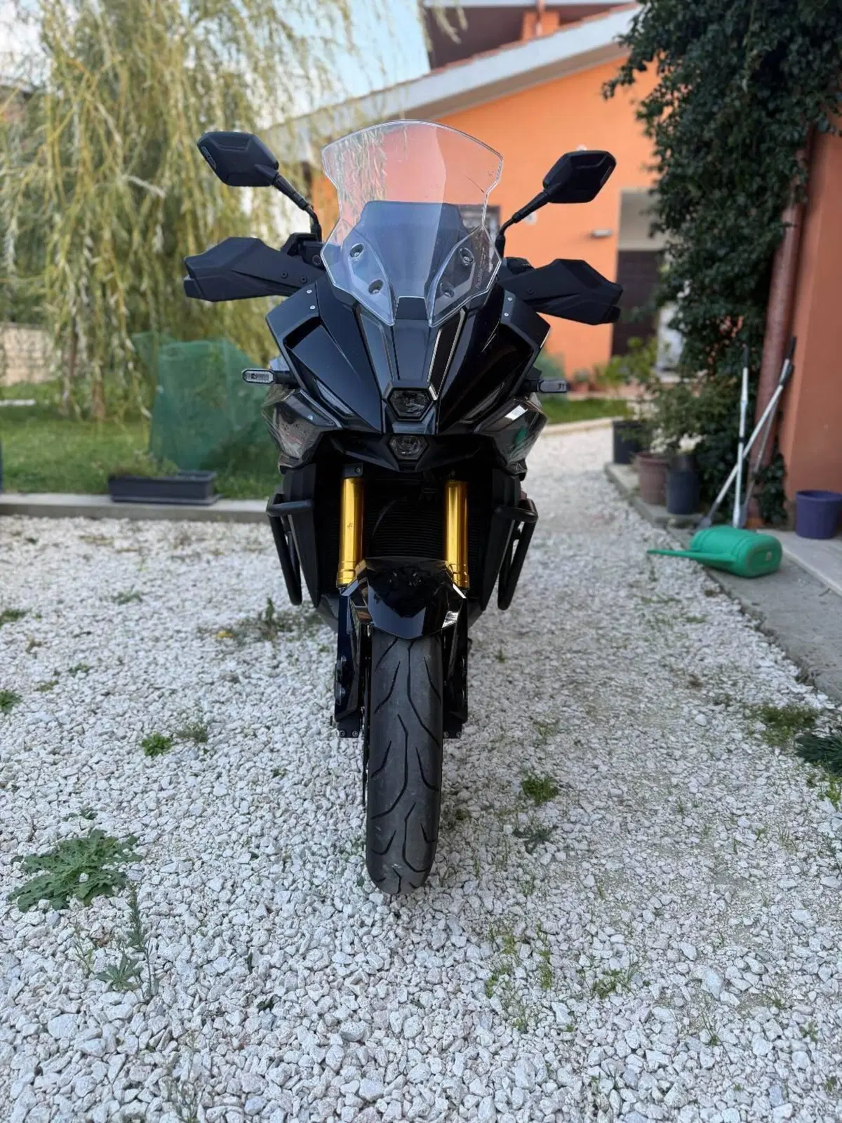 Suzuki GSX-S1000GX Touring (2024 - 26) (2)