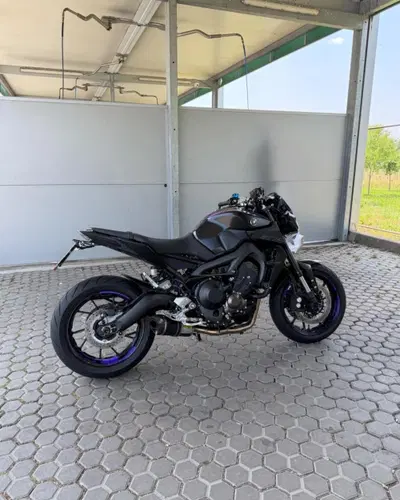 Yamaha MT-09 (2017 - 20) usata