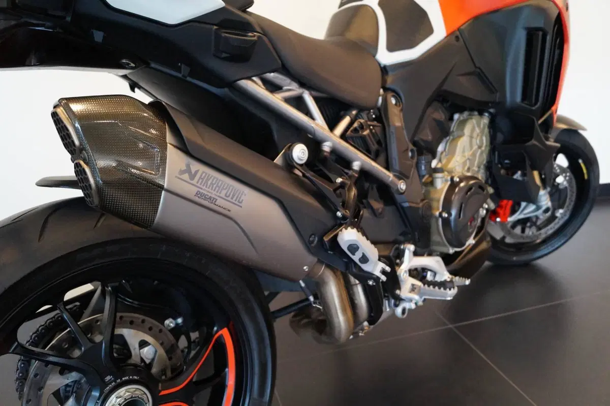 Ducati Multistrada V4 RS (2024 - 25) (14)
