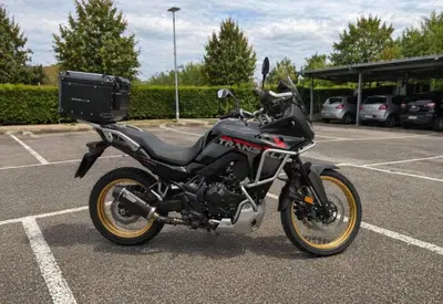 Honda Transalp XL750 (2025) usata