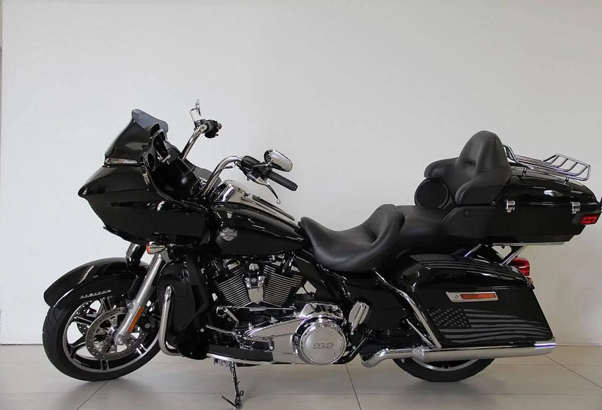 Harley-Davidson 114 Road Glide Limited (2020) - FLTRK (8)