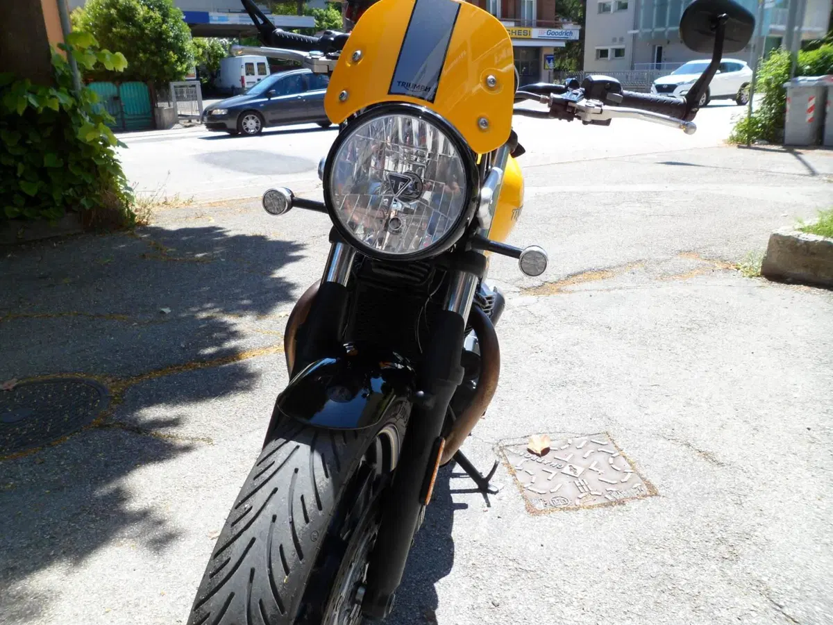 Triumph Street Cup 900 (2017 - 19) (3)