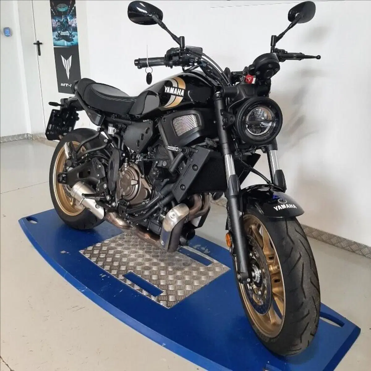 Yamaha XSR 700 (2022 - 26) (2)