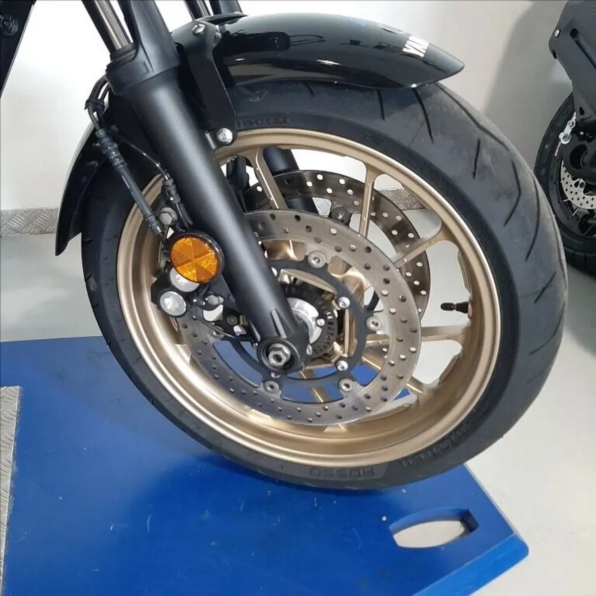 Yamaha XSR 700 (2022 - 26) (3)