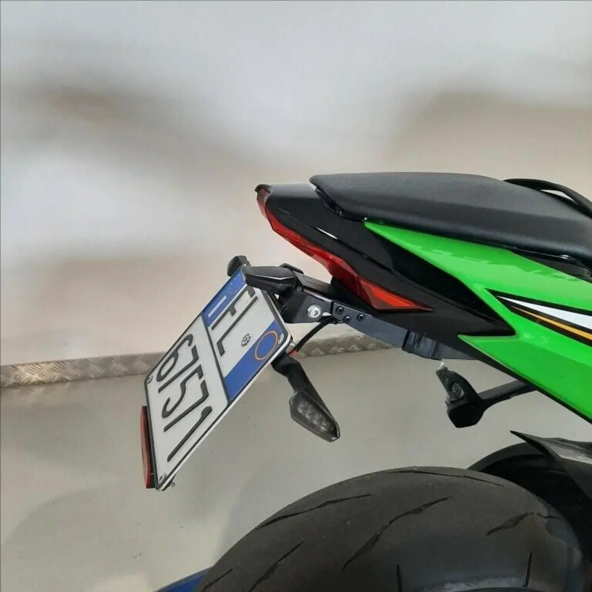 Kawasaki Ninja 1000 ZX-10R (2021 - 25) (8)