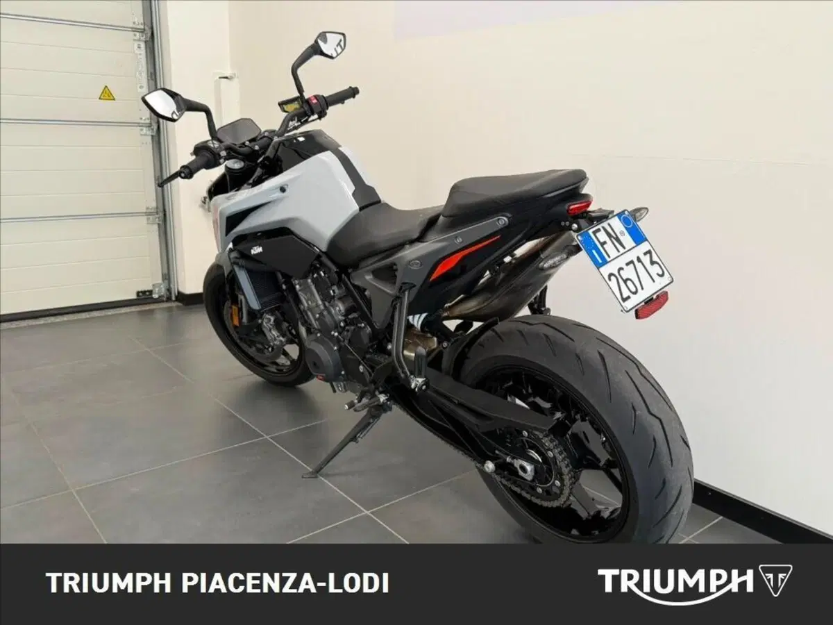 KTM 790 Duke L (2023 - 24) (8)