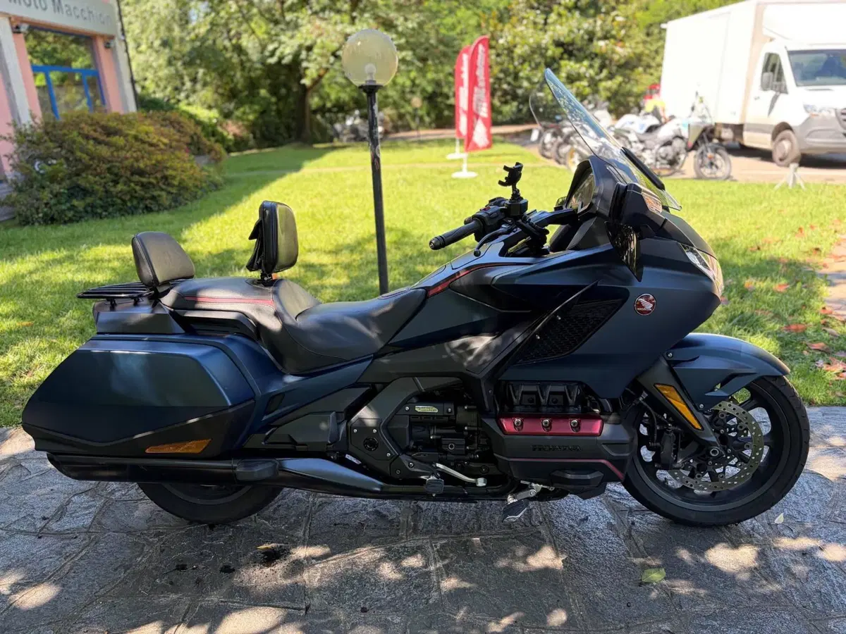Honda GL 1800 Gold Wing DCT (2021 - 24) (5)