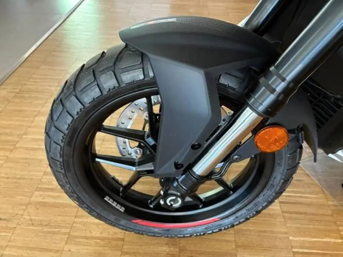 Aprilia SR GT 400 (2026) (6)