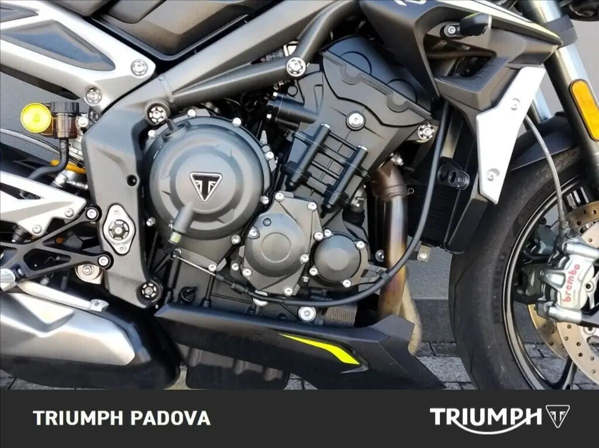 Triumph Street Triple RS (2020 - 22) (3)
